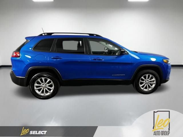 Used 2022 Jeep Cherokee Latitude Lux w/ Sun & Sound Group AWD/4WD image 5