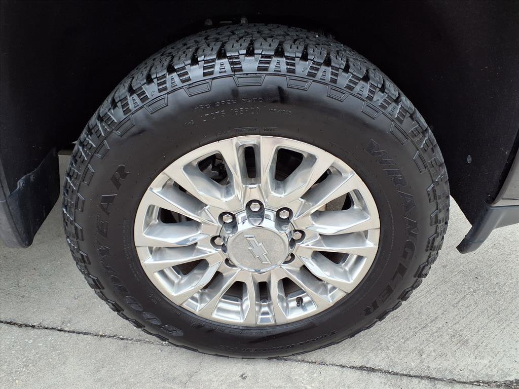 Used 2020 Chevrolet Silverado 2500 High Country w/ Z71 Off-Road Package image 7