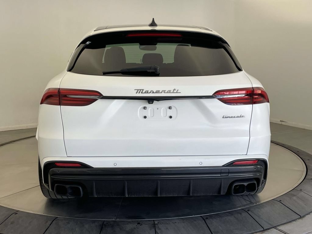Used 2024 Maserati Grecale Trofeo AWD/4WD image 6