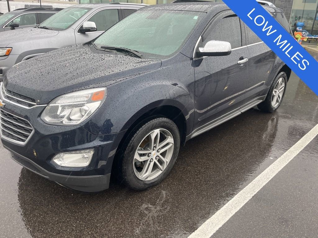 Used 2017 Chevrolet Equinox Premier w/ Enhanced Convenience Package image 3