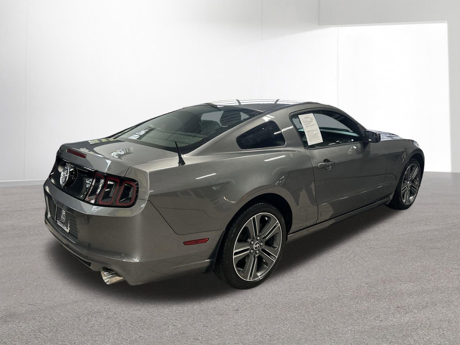 Used 2013 Ford Mustang Coupe w/ V6 Performance Pkg RWD image 38
