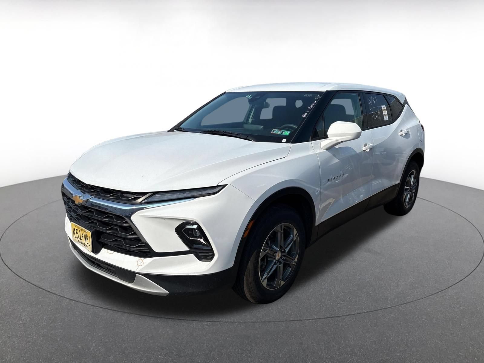 Used 2025 Chevrolet Blazer LT FWD image 7