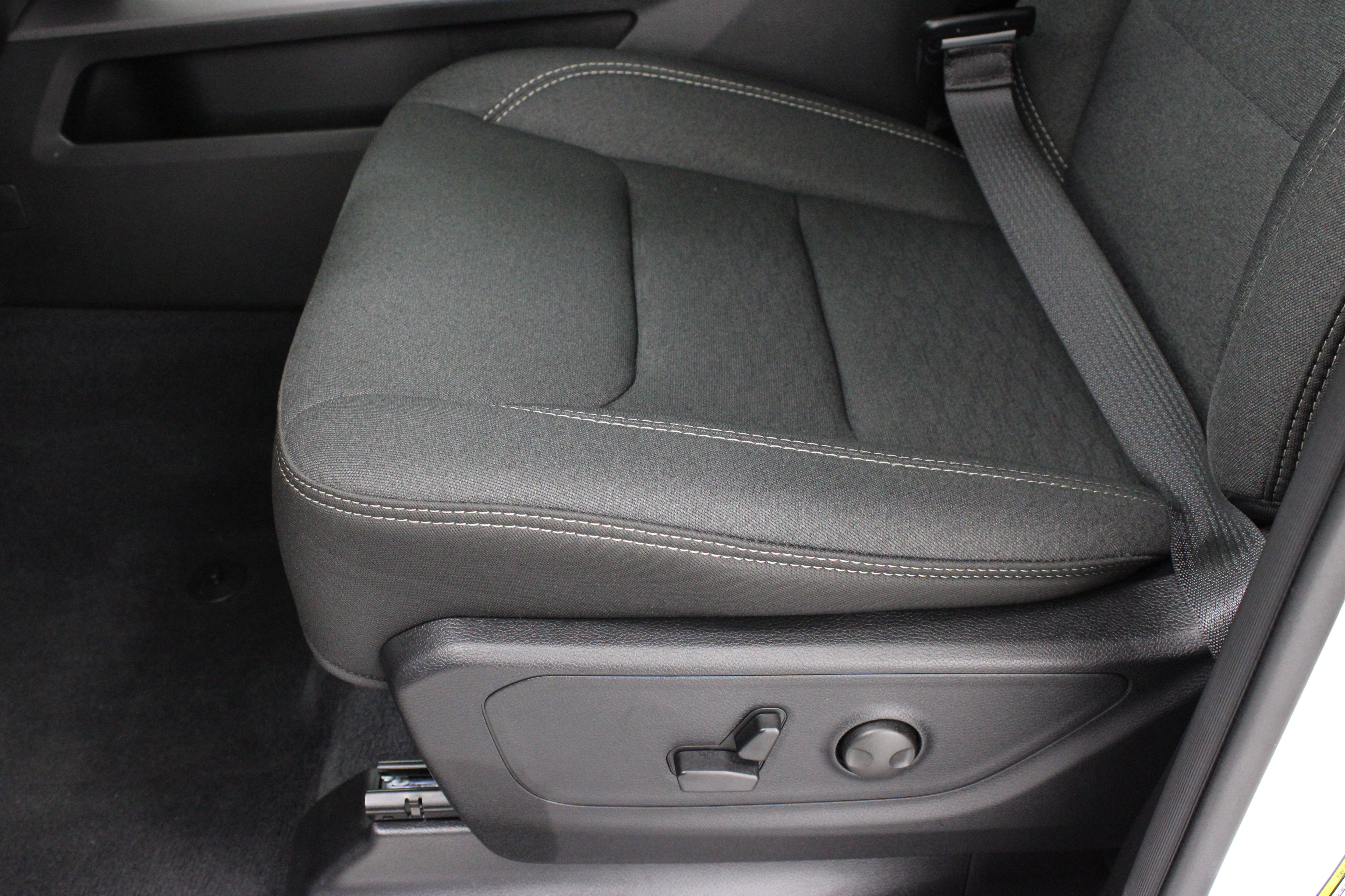 Used 2026 RAM 1500 Lone Star RWD image 16