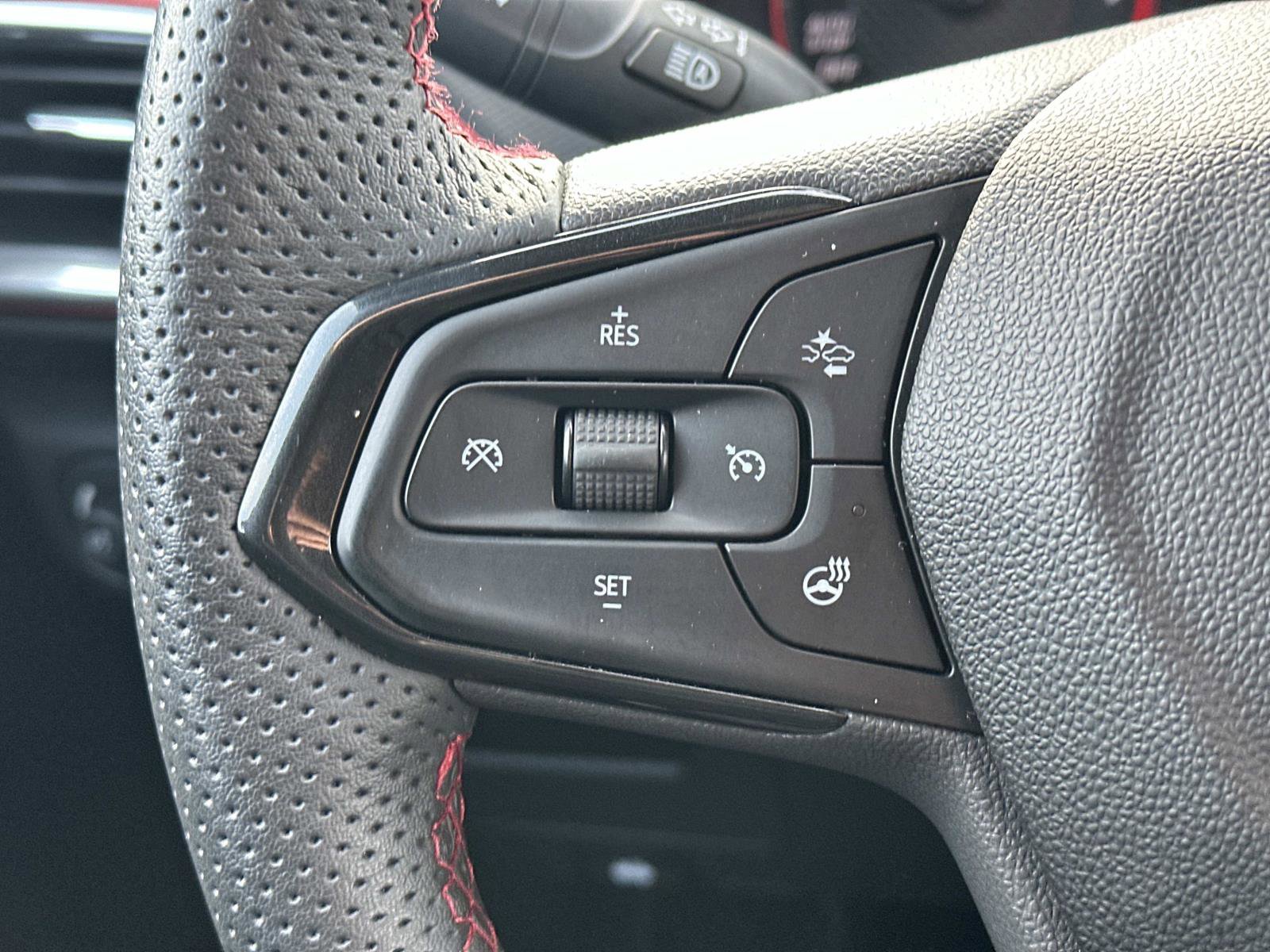 Certified 2023 Chevrolet TrailBlazer RS w/ Convenience Package image 21