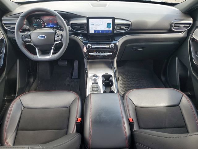 Certified 2024 Ford Explorer ST-Line w/ Class IV Trailer Tow Package AWD/4WD image 29