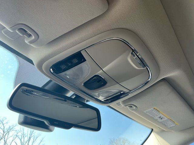 Used 2018 Jeep Cherokee Limited image 27