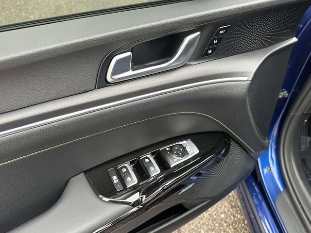 Used 2025 Kia K5 GT w/ GT1 Package image 22