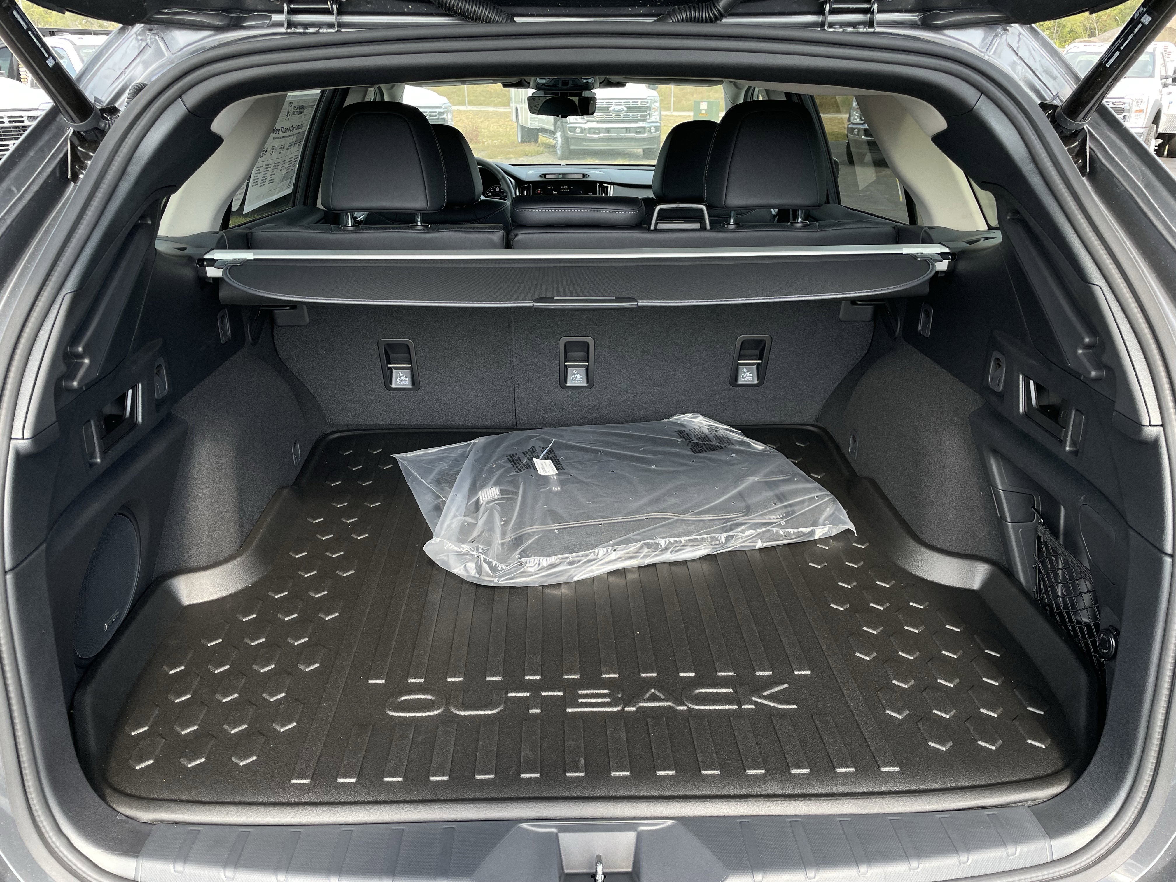 New 2025 Subaru Outback Touring image 6