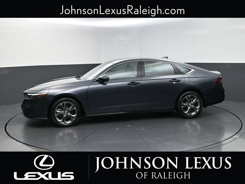 Used 2023 Honda Accord EX-L image 2
