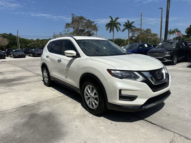Used 2020 Nissan Rogue SV FWD image 31