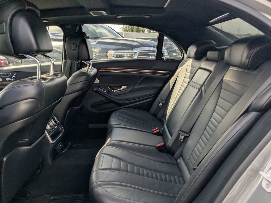 Used 2015 Mercedes-Benz S 550 4MATIC Sedan image 12