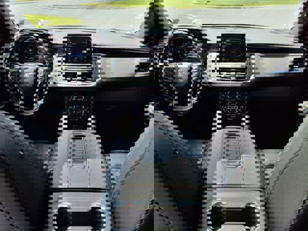 Certified 2022 Chevrolet Tahoe RST w/ Sport Performance Package image 9