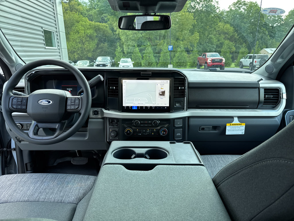 New 2026 Ford F250 XLT w/ XLT Premium Package AWD/4WD image 3