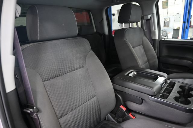 Used 2017 Chevrolet Silverado 1500 LT w/ All Star Edition AWD/4WD image 10