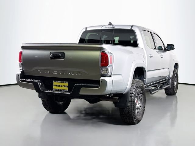 Used 2022 Toyota Tacoma TRD Sport w/ TRD Premium Sport Package AWD/4WD image 8