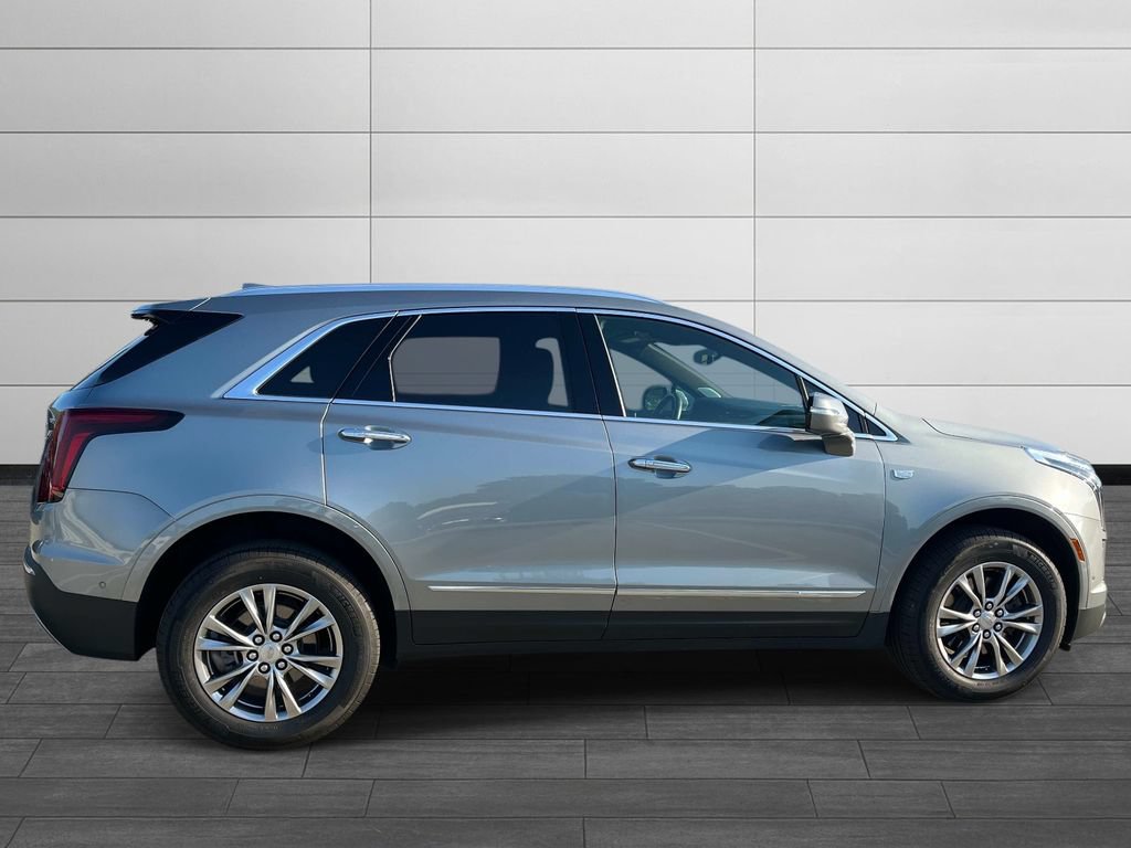 Used 2023 Cadillac XT5 Premium Luxury w/ Technology Package FWD image 6