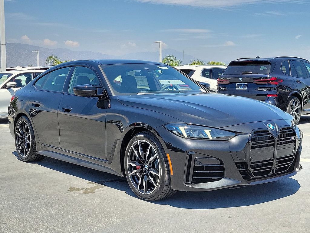 New 2026 BMW M440i w/ Premium Package RWD image 4