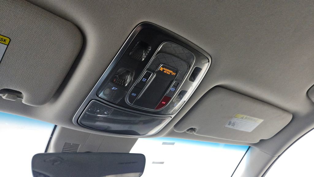 Used 2024 Genesis GV80 2.5T image 40