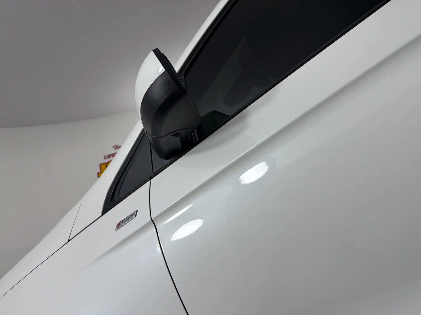 Used 2022 Ford Edge ST-Line w/ Class II Trailer Tow Package image 13