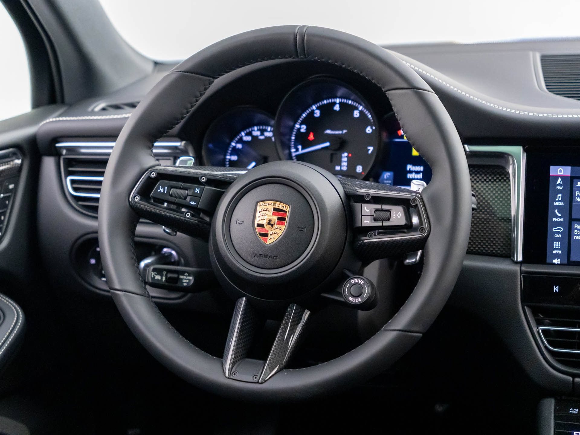 New 2026 Porsche Macan Turbo AWD/4WD image 12