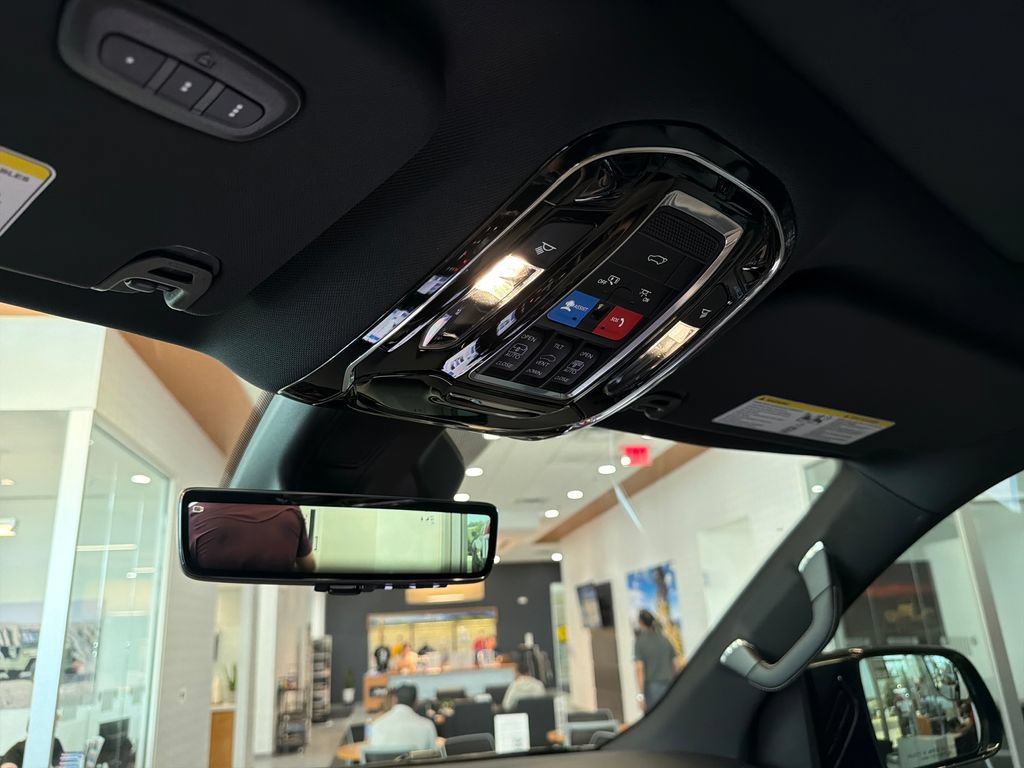New 2026 Jeep Grand Wagoneer Summit w/ Premium Group III AWD/4WD image 24