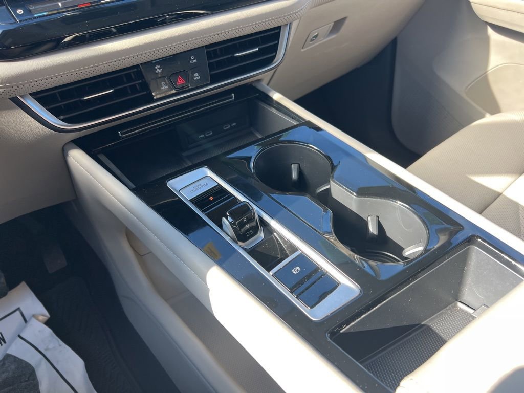 Used 2024 Volkswagen Atlas SE w/ Panoramic Sunroof Package image 20