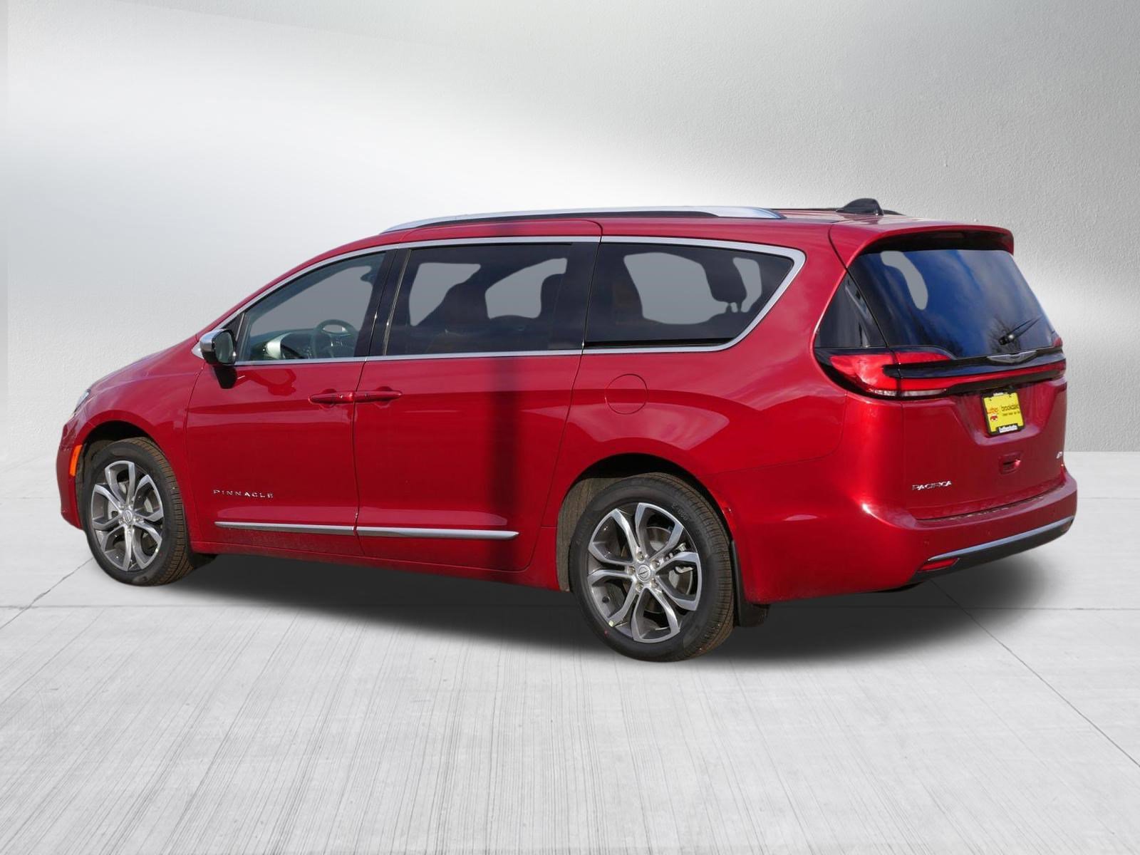 New 2026 Chrysler Pacifica Pinnacle AWD/4WD image 5
