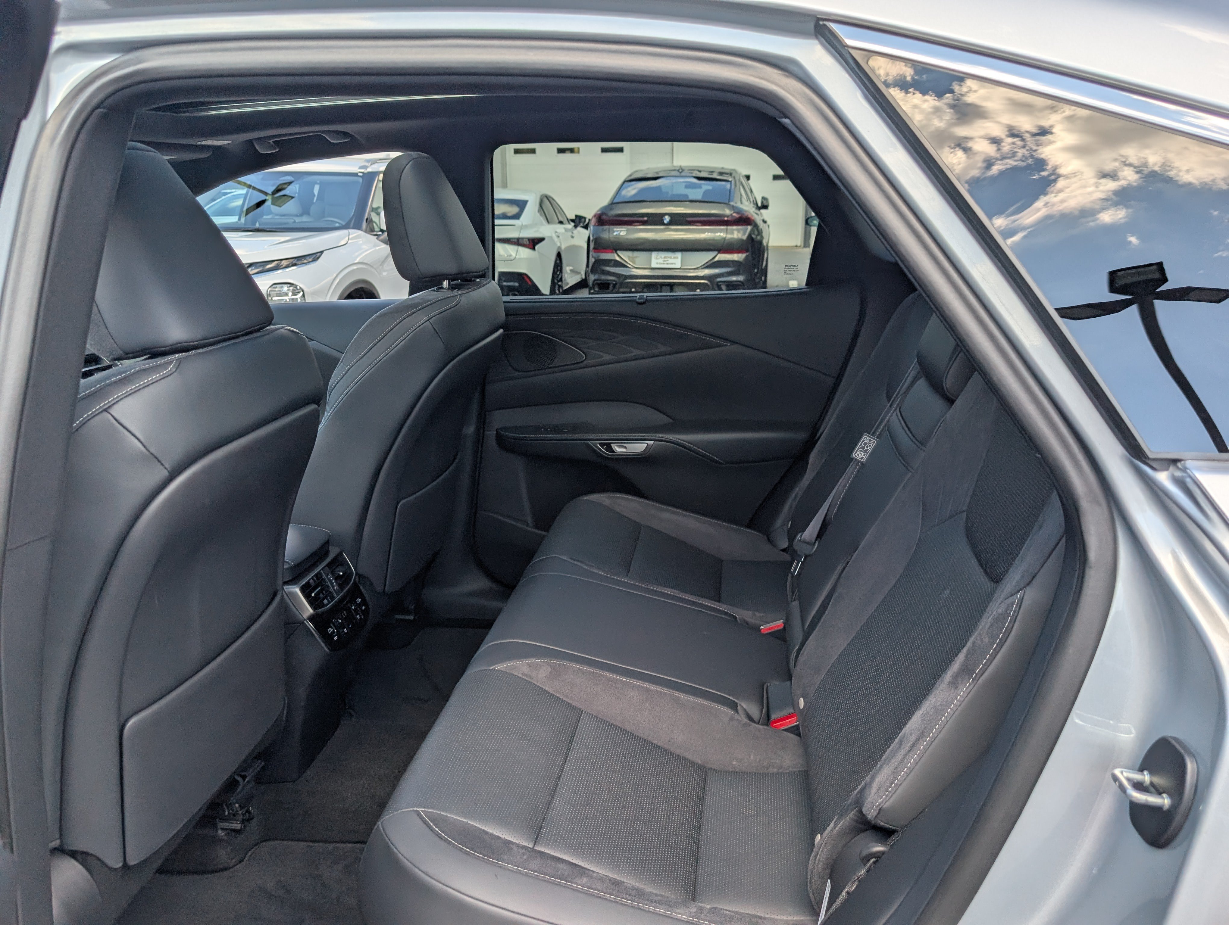 Certified 2024 Lexus RX 350 AWD w/ Technology Package image 15