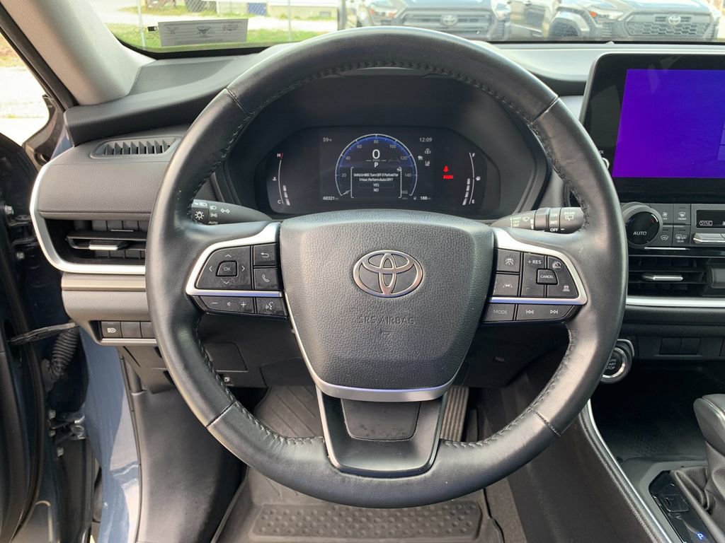 Used 2024 Toyota Grand Highlander XLE image 28