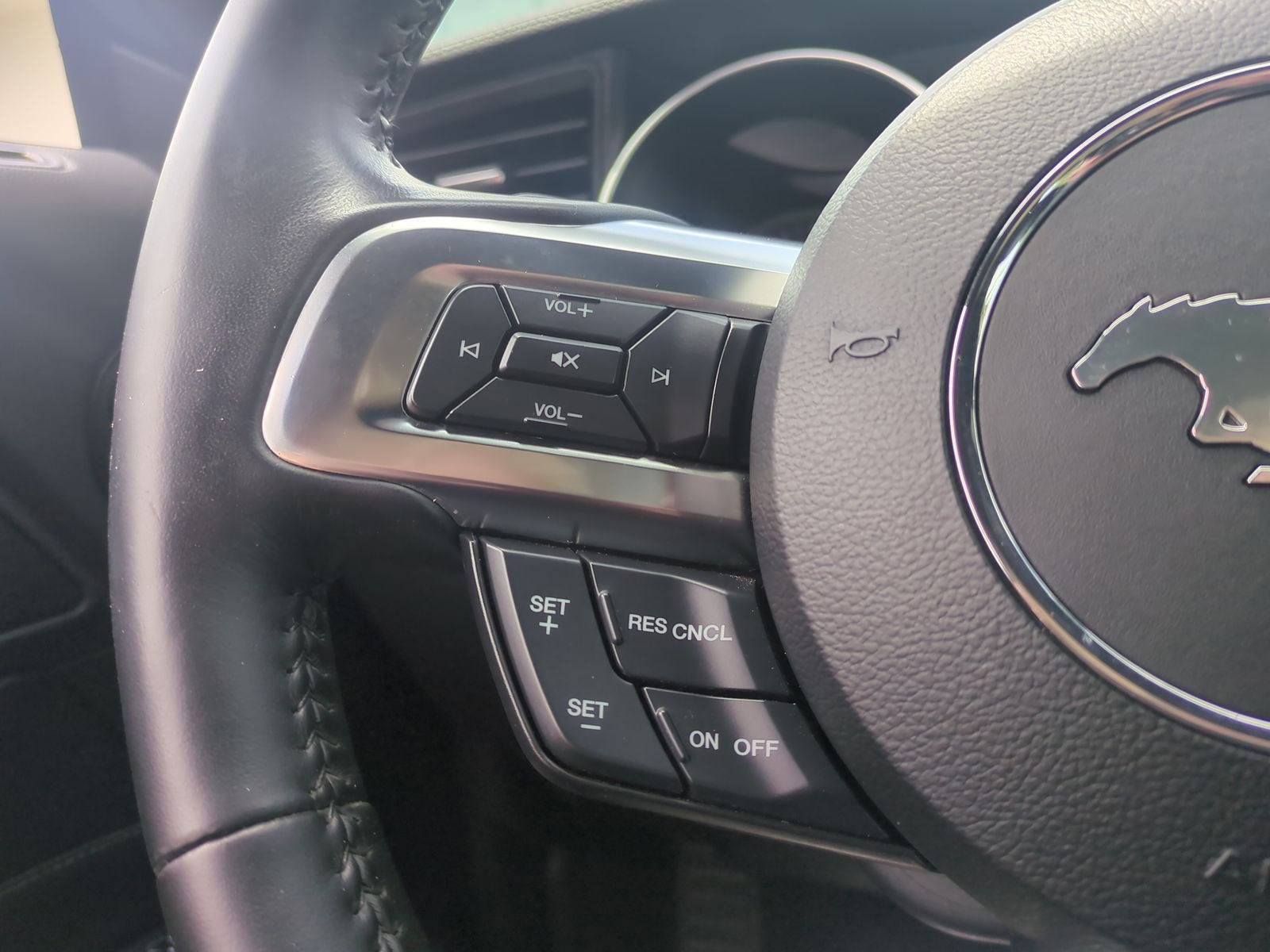 Used 2020 Ford Mustang Premium RWD image 19