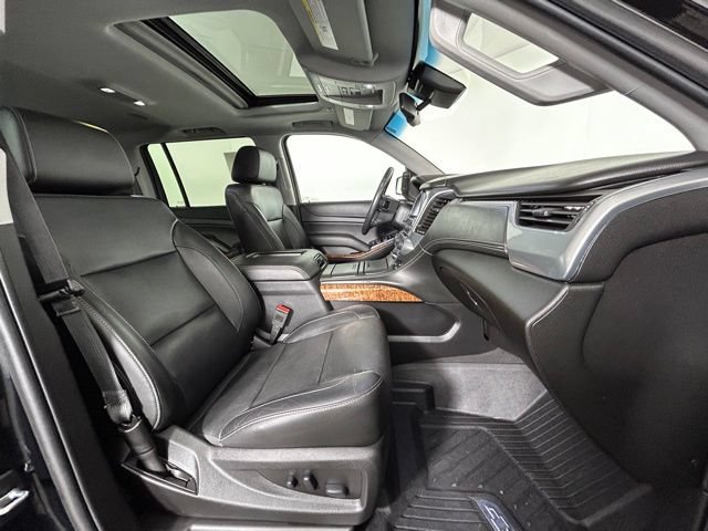 Used 2019 Chevrolet Suburban Premier AWD/4WD image 15