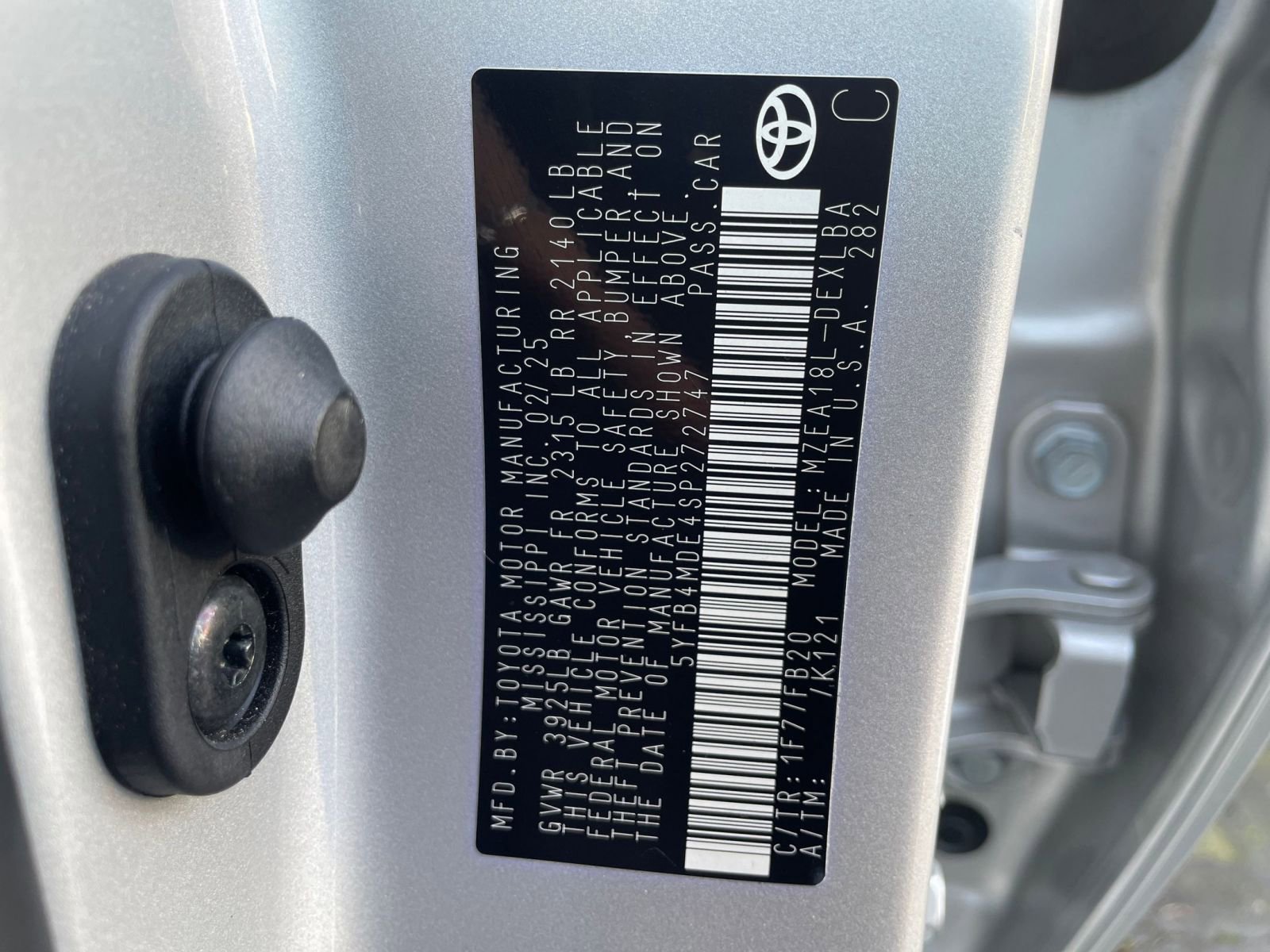 Used 2025 Toyota Corolla LE image 29