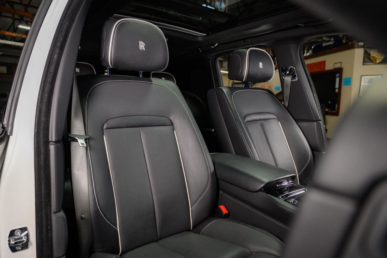 Used 2019 Rolls-Royce Cullinan image 31