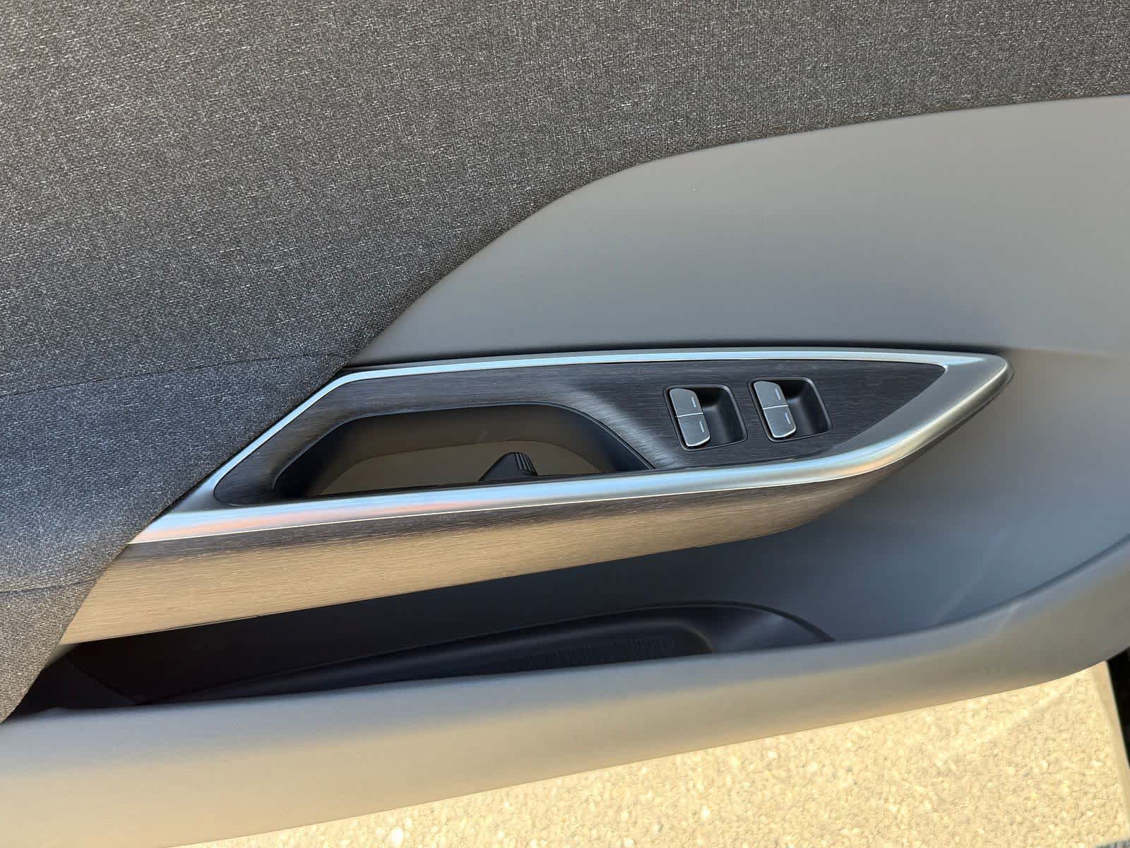 Used 2025 Lucid Air Touring AWD/4WD image 13