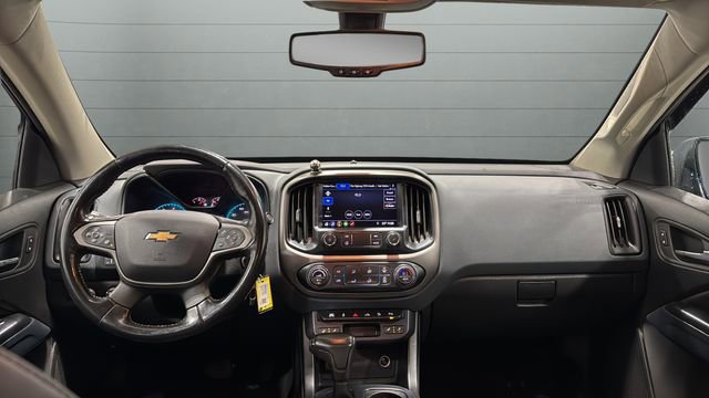 Used 2020 Chevrolet Colorado Z71 image 12