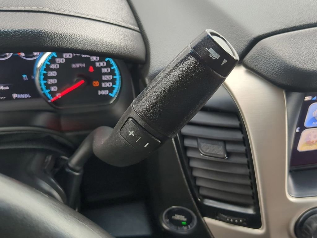 Used 2017 GMC Yukon XL Denali w/ Open Road Package image 19