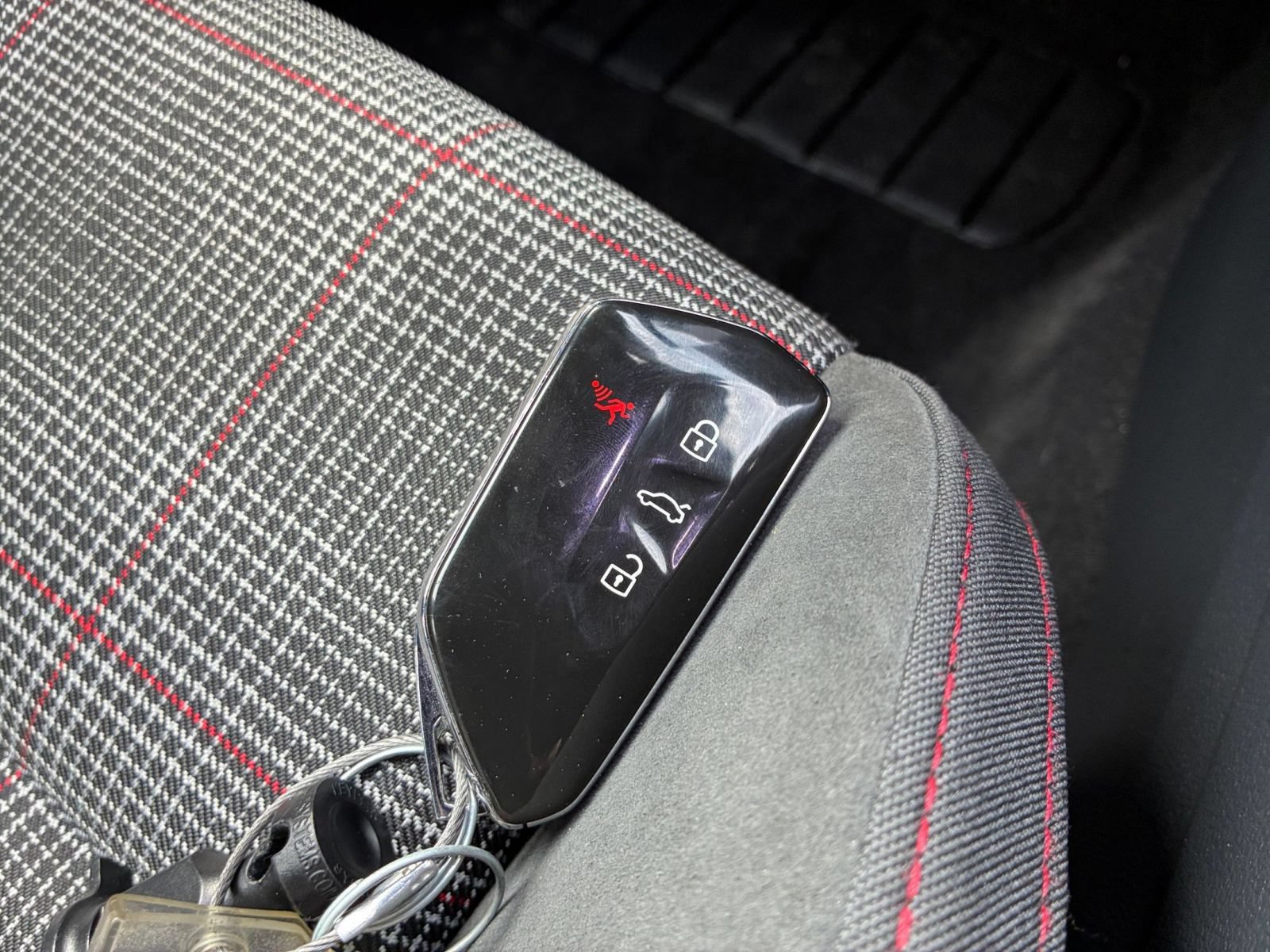 Used 2026 Volkswagen Golf S FWD image 18