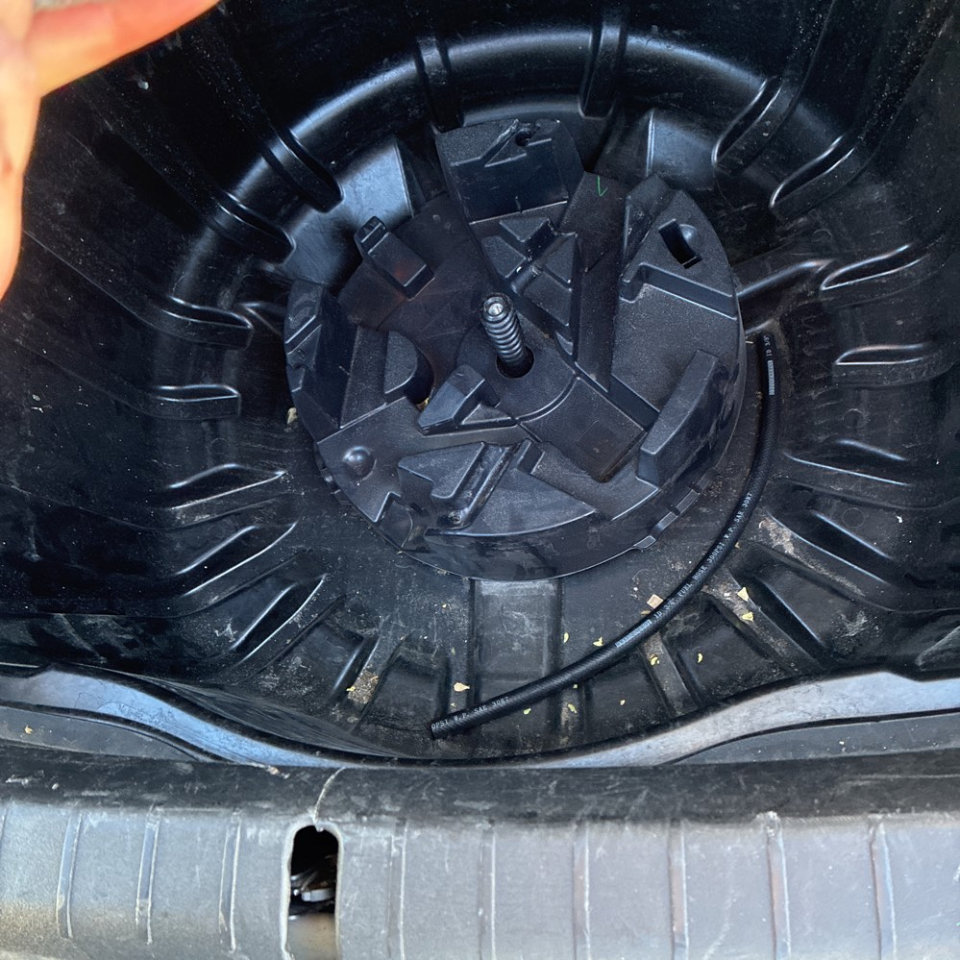 Used 2009 Pontiac G8 w/ Comfort And Sound Package image 29