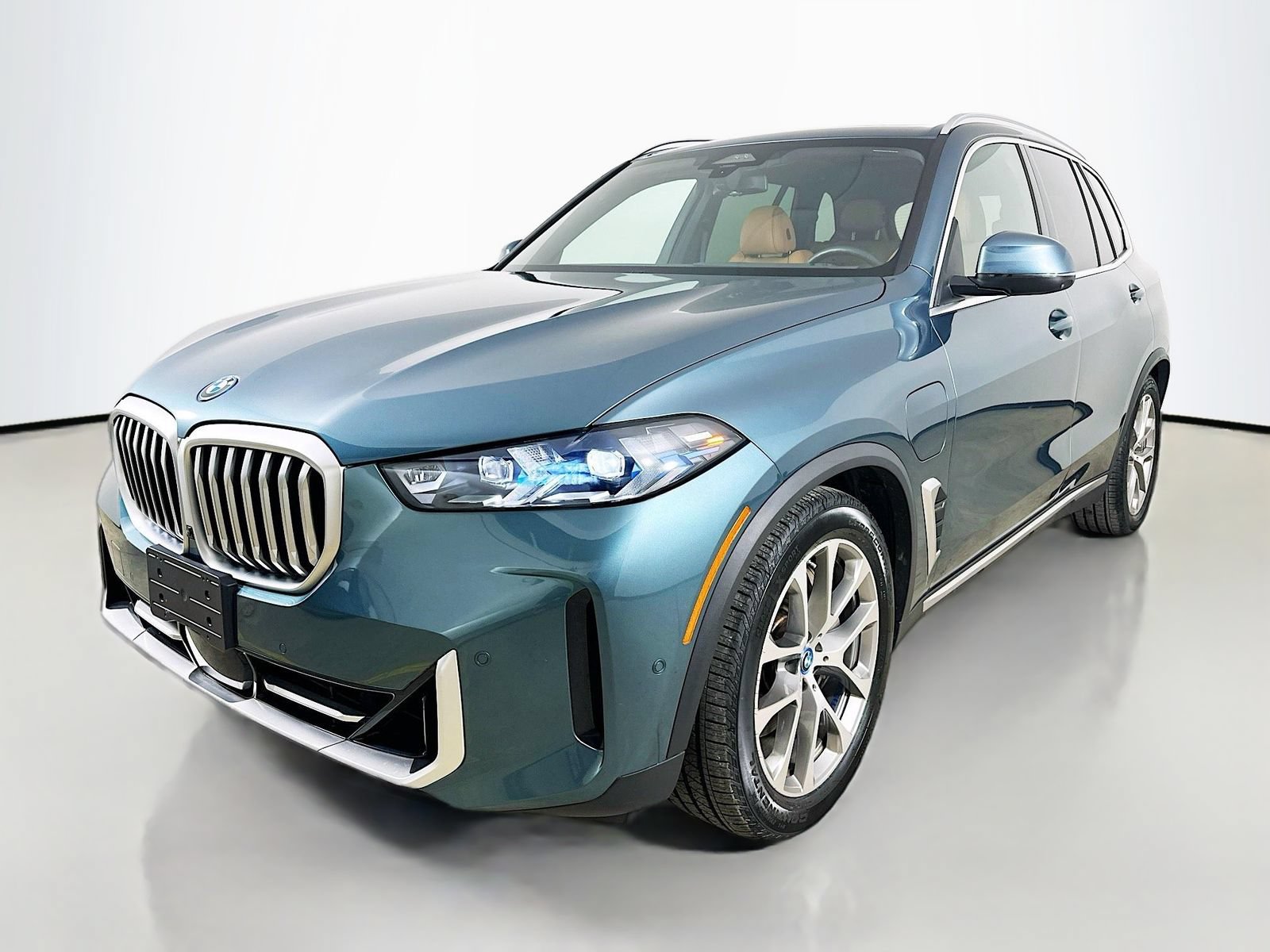 Used 2024 BMW X5 xDrive50e w/ Premium Package