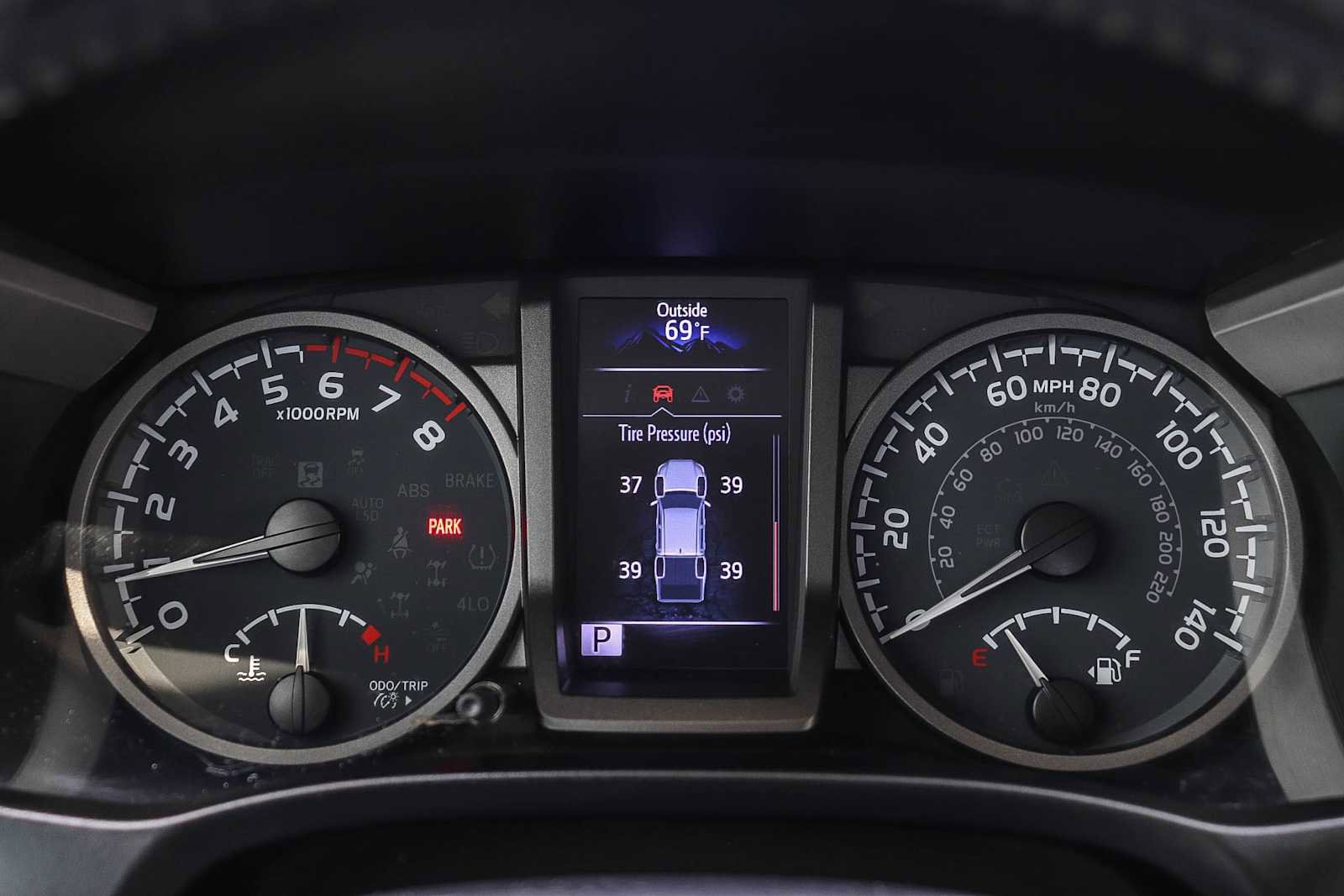 Used 2021 Toyota Tacoma SR5 image 25