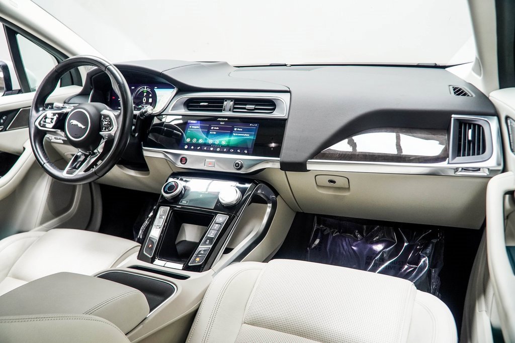 Used 2020 Jaguar I-PACE S image 21