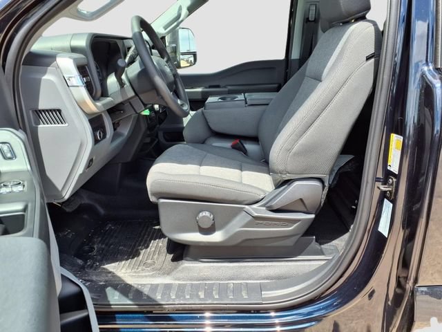 New 2025 Ford F250 XL w/ 360-Degree Camera Package RWD image 22