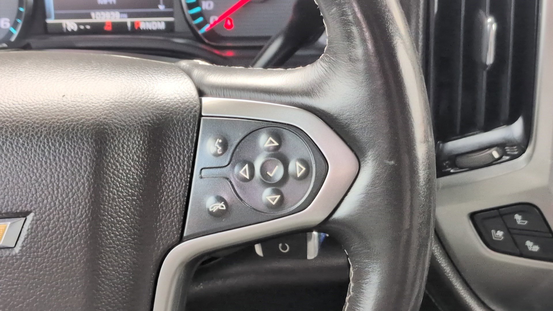 Used 2016 Chevrolet Silverado 1500 LTZ Z71 w/ LTZ Plus Package AWD/4WD image 17