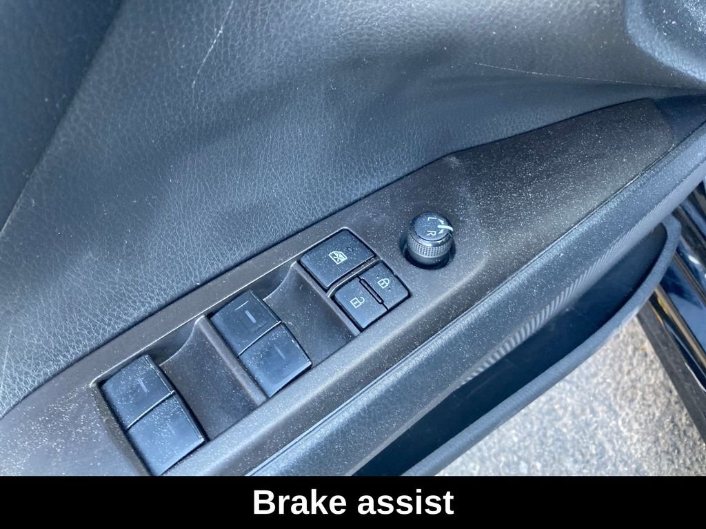 Used 2022 Toyota Camry SE image 14