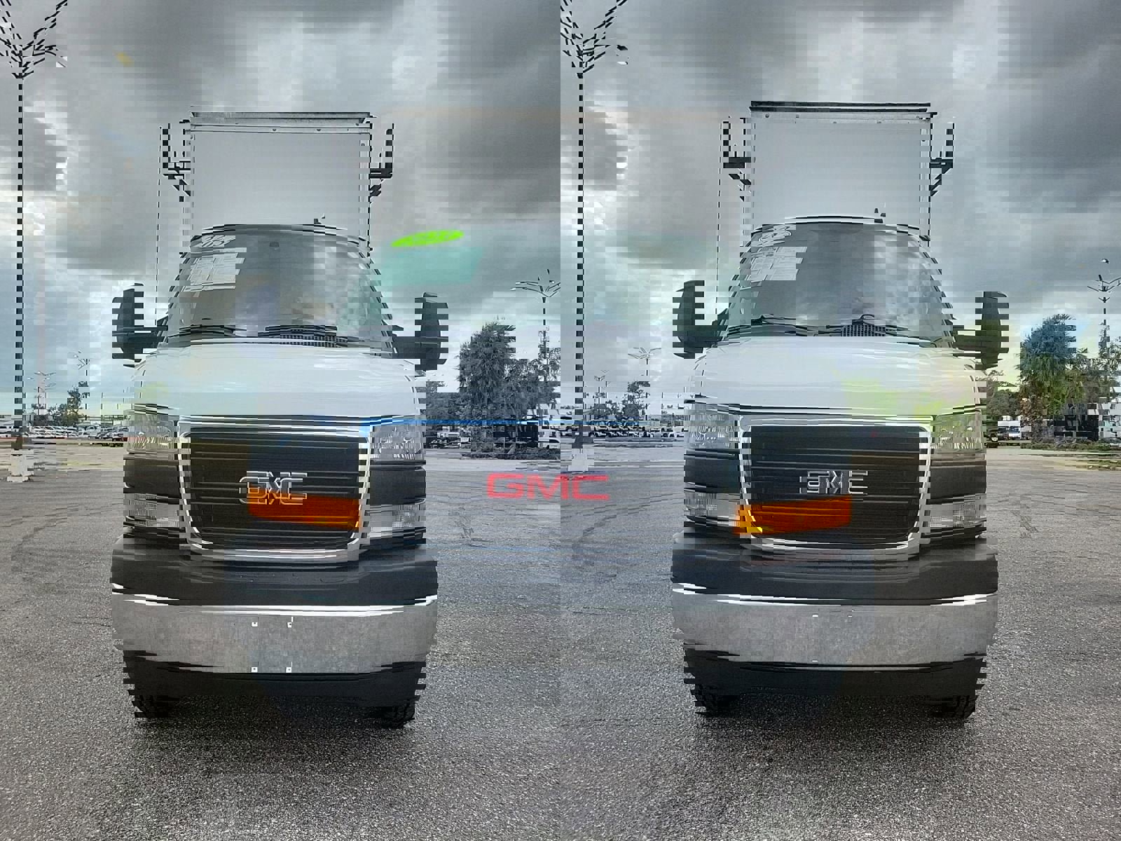 Used 2023 GMC Savana 3500 w/ Power Convenience Package image 3