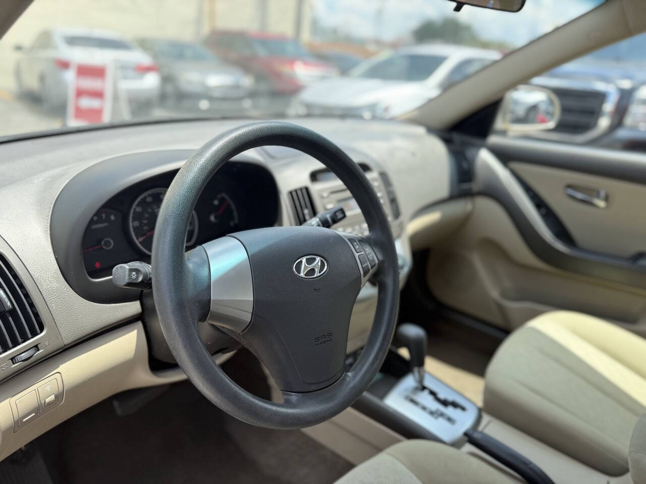 Used 2010 Hyundai Elantra GLS FWD image 11