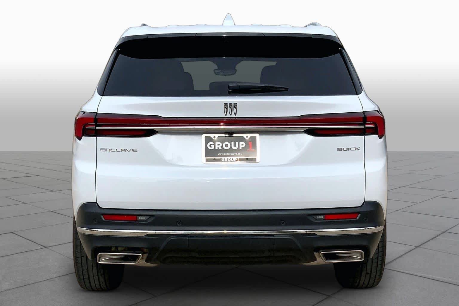 Used 2026 Buick Enclave Preferred w/ Super Cruise Package FWD image 5