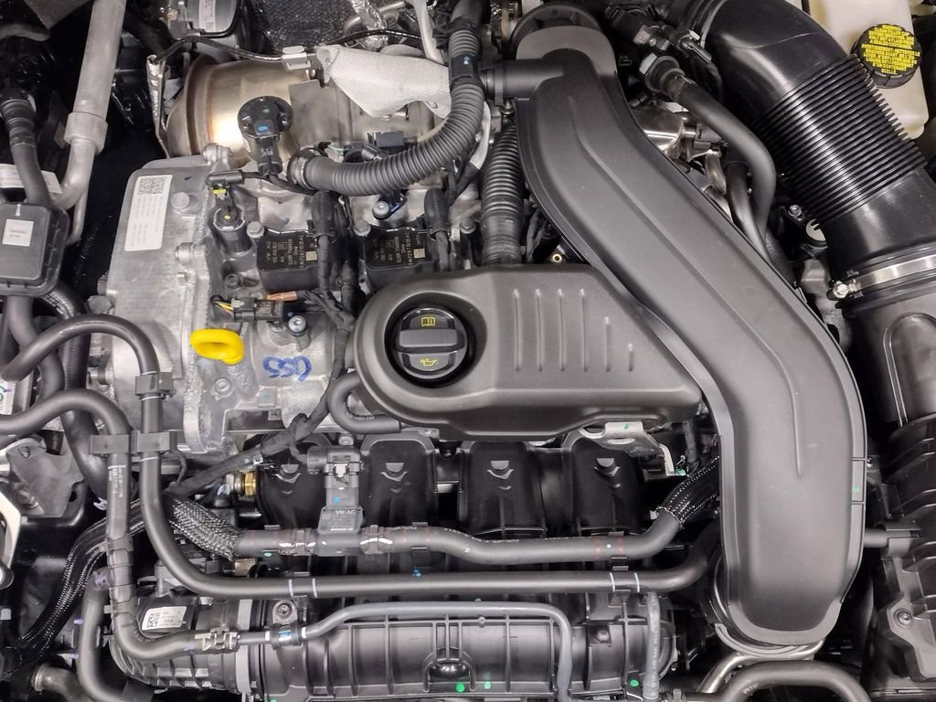 New 2026 Volkswagen Taos S image 7