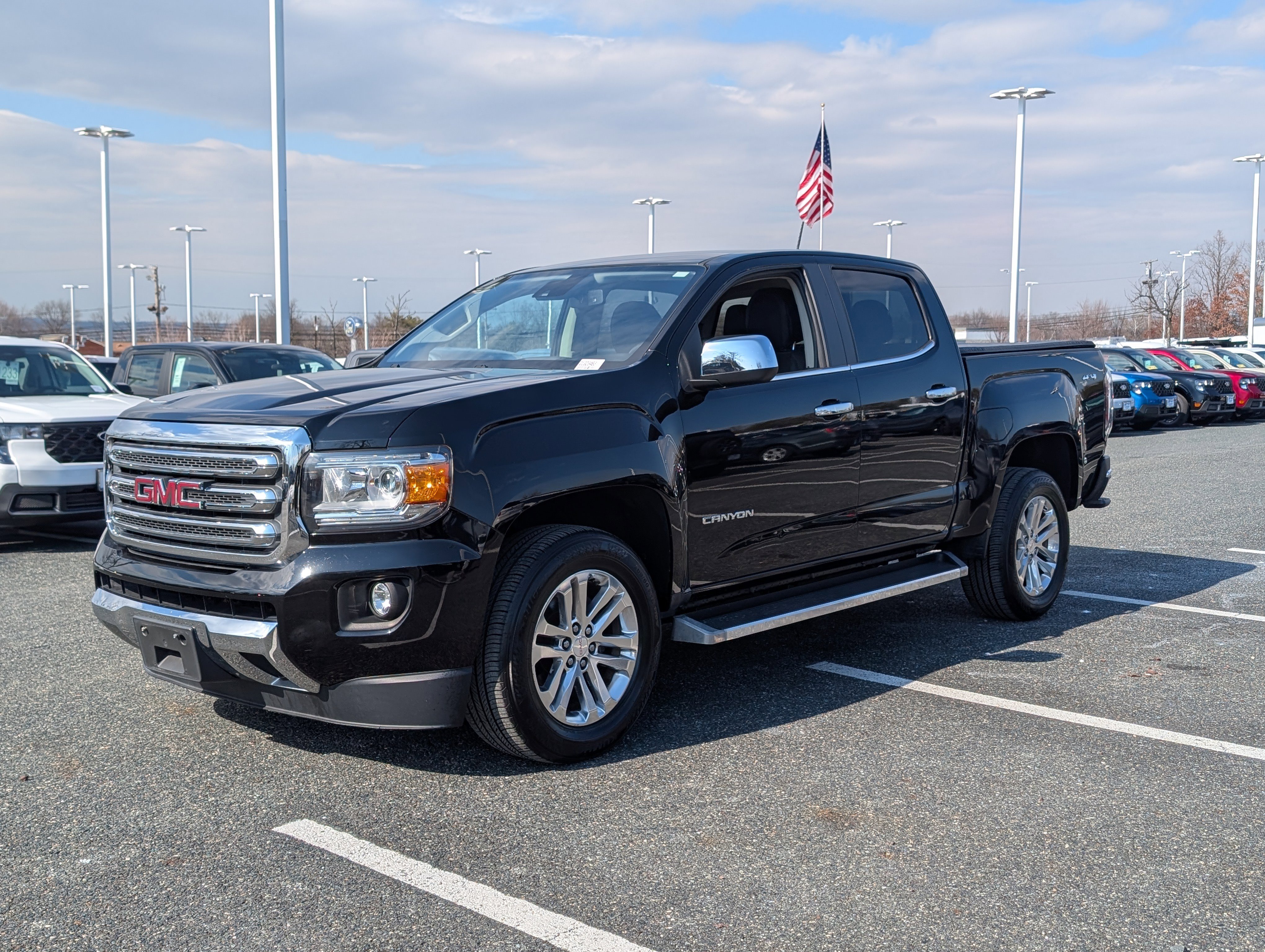 Used 2016 GMC Canyon SLT w/ Driver Alert Package image 7