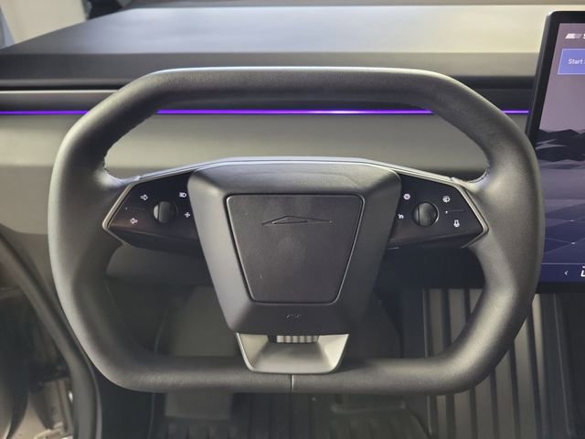 Used 2024 Tesla Cybertruck AWD Crew Cab image 27